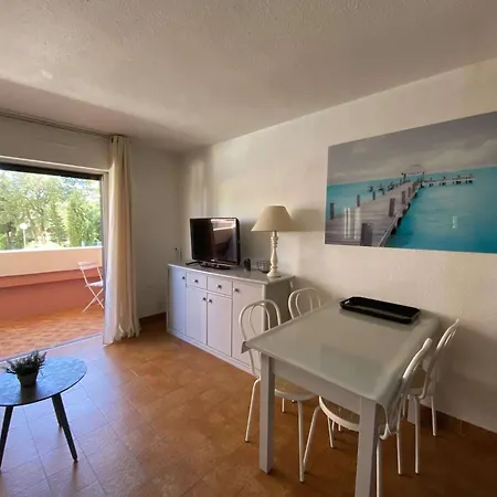 Sm530-e332 Maxime Appt 4 Couchages Avec Piscine Et Parking Apartment Sainte-Maxime